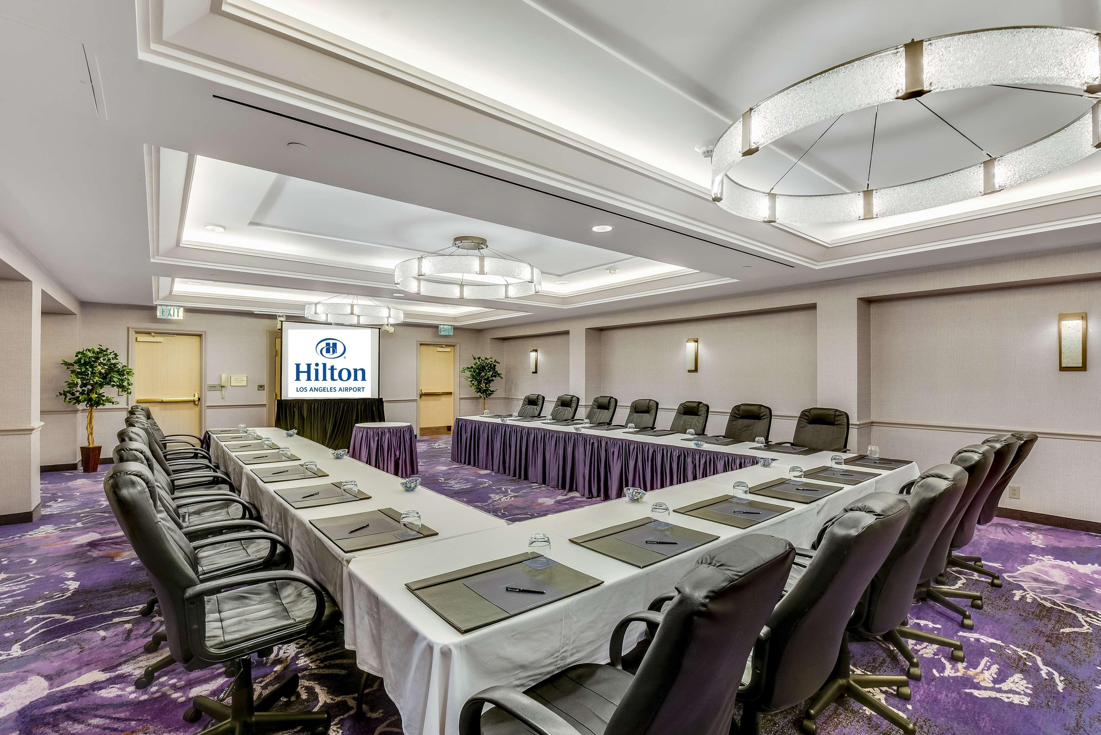 Hilton Los Angeles Airport Екстериор снимка