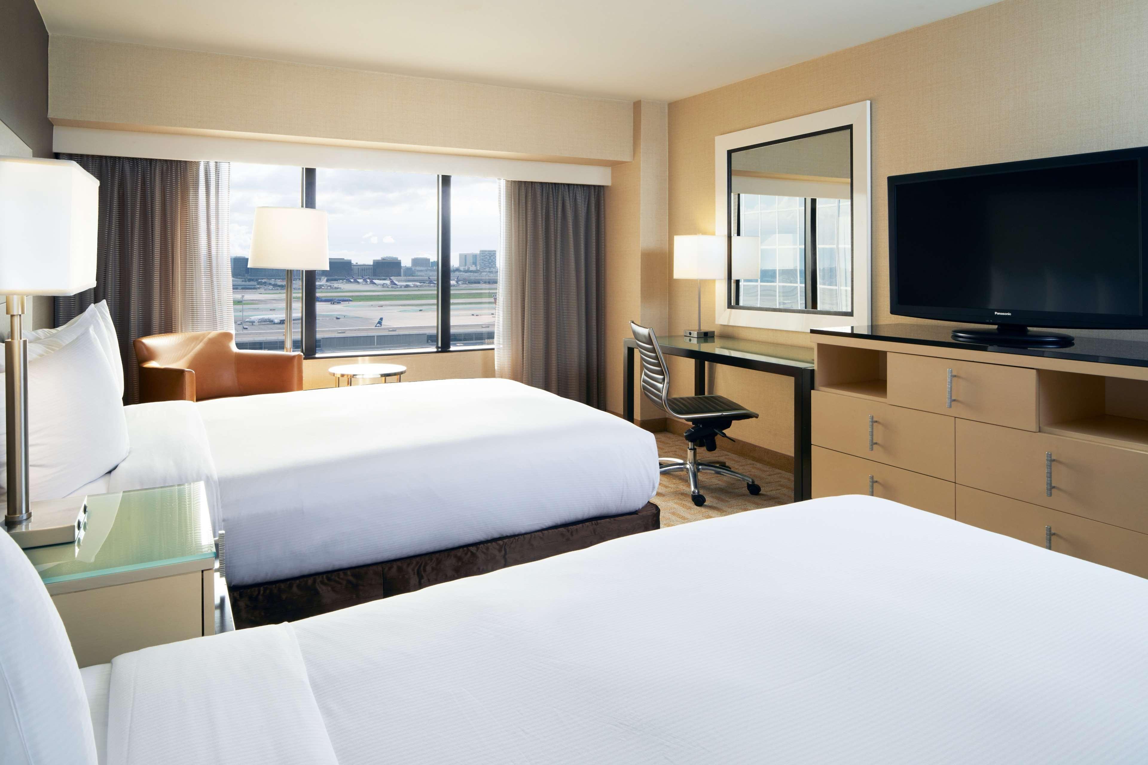 Hilton Los Angeles Airport Екстериор снимка