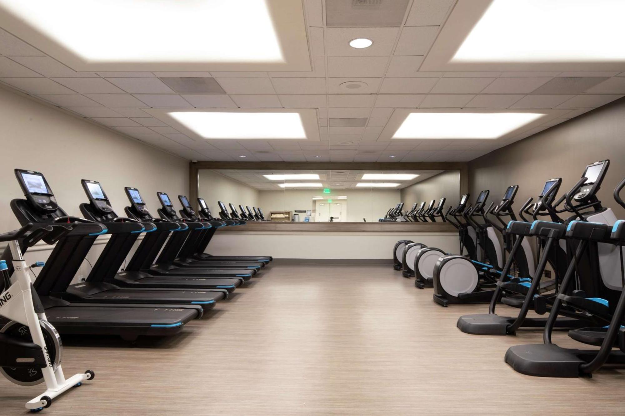 Hilton Los Angeles Airport Екстериор снимка