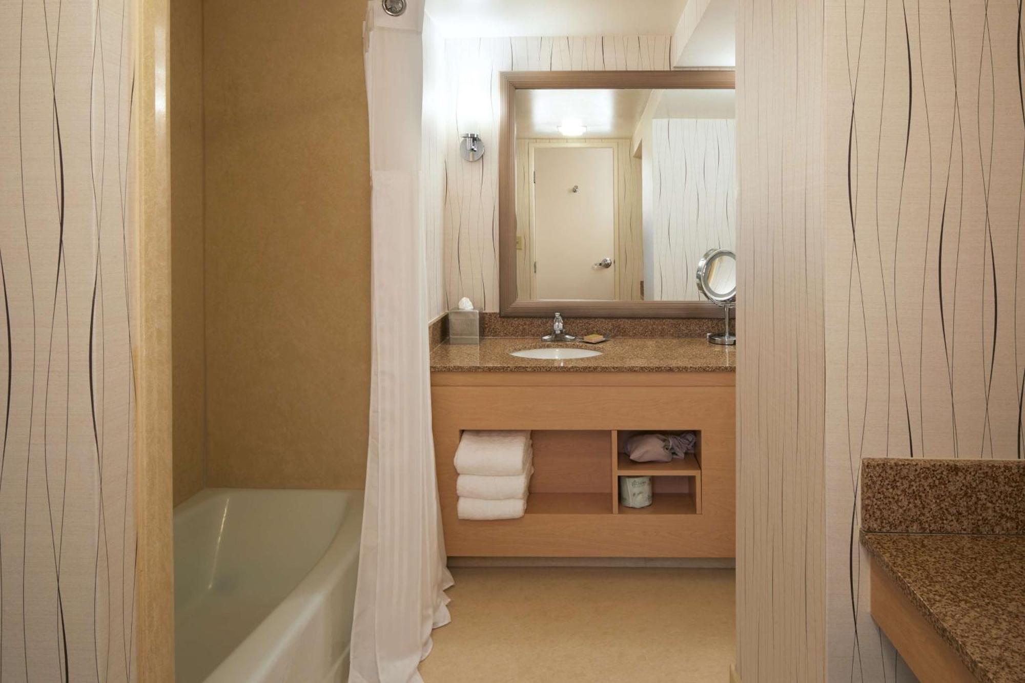 Hilton Los Angeles Airport Екстериор снимка