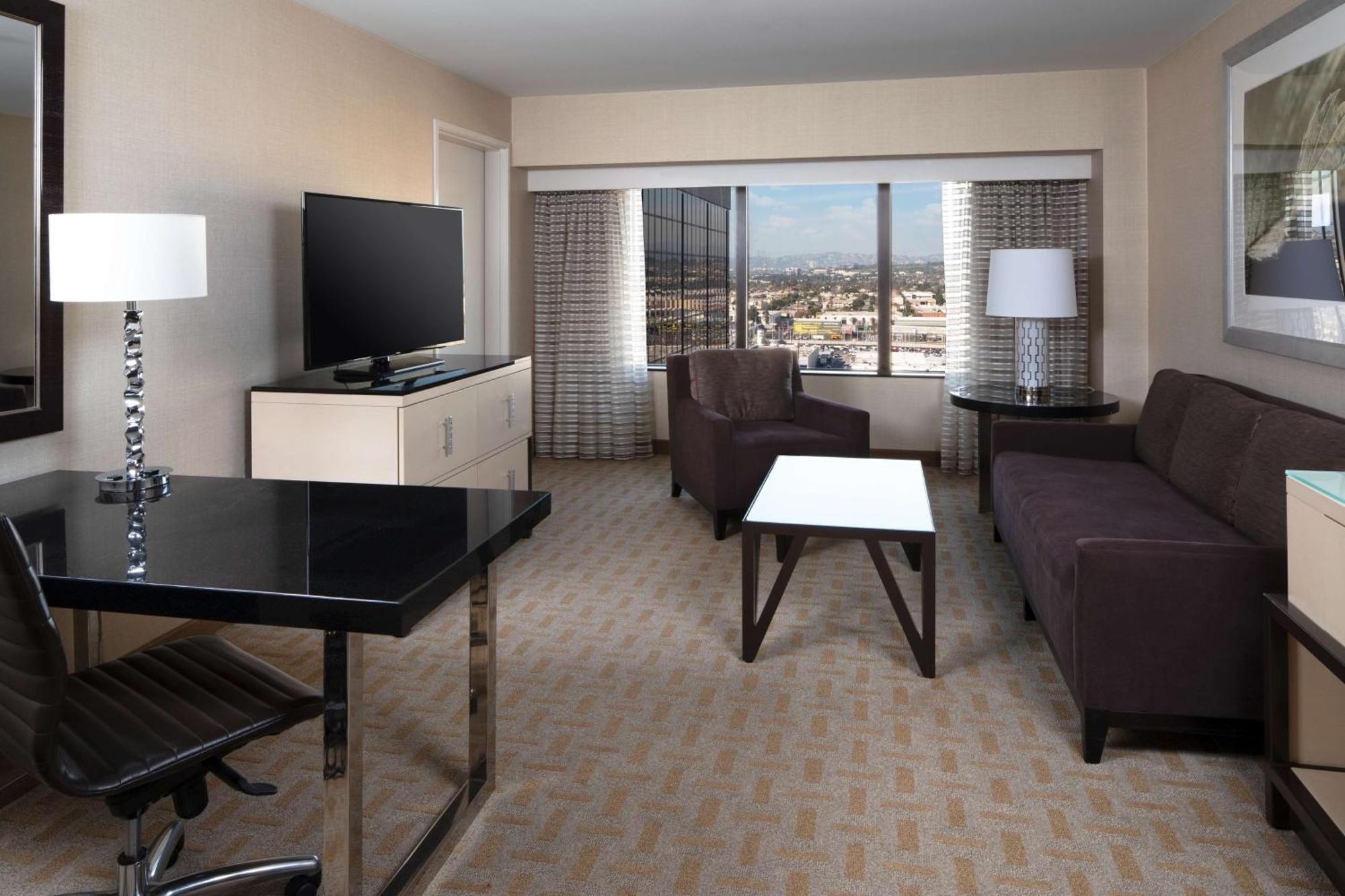 Hilton Los Angeles Airport Екстериор снимка